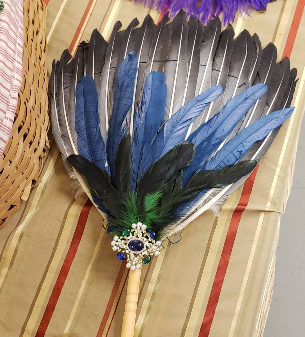 Medium Feather Fan with Brooch