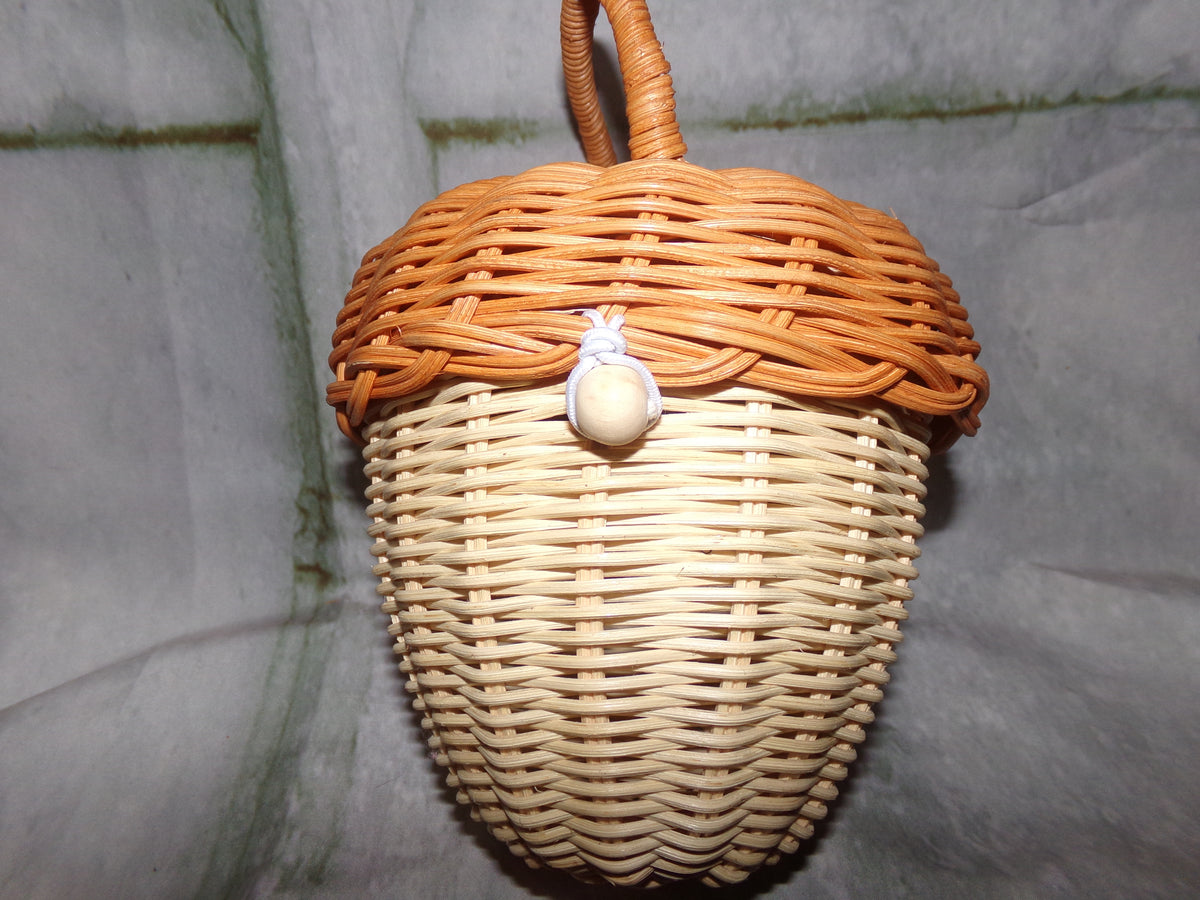 Acorn Purse