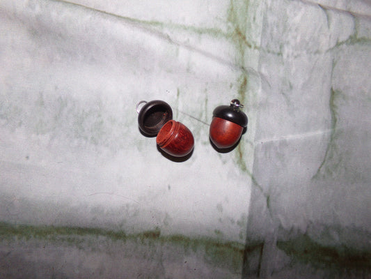 Acorn Capsule