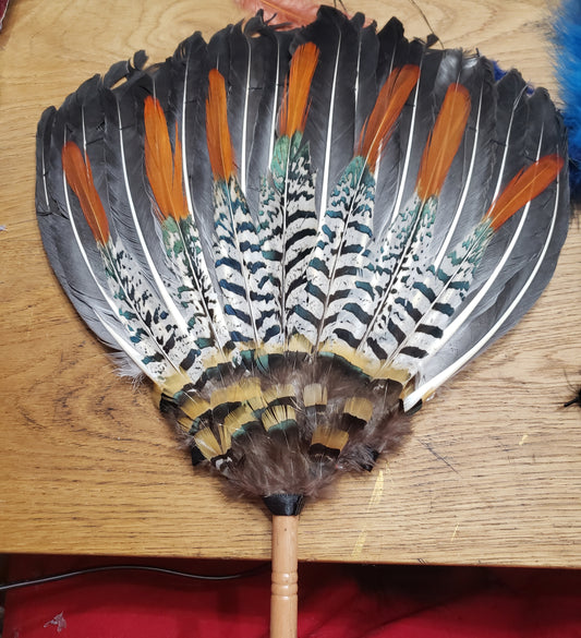 Medium Feather Fan with Brooch