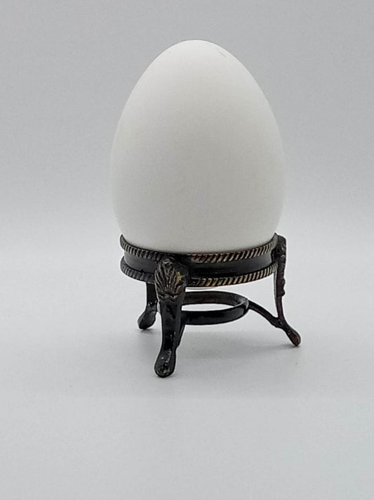 Goose Egg Stand